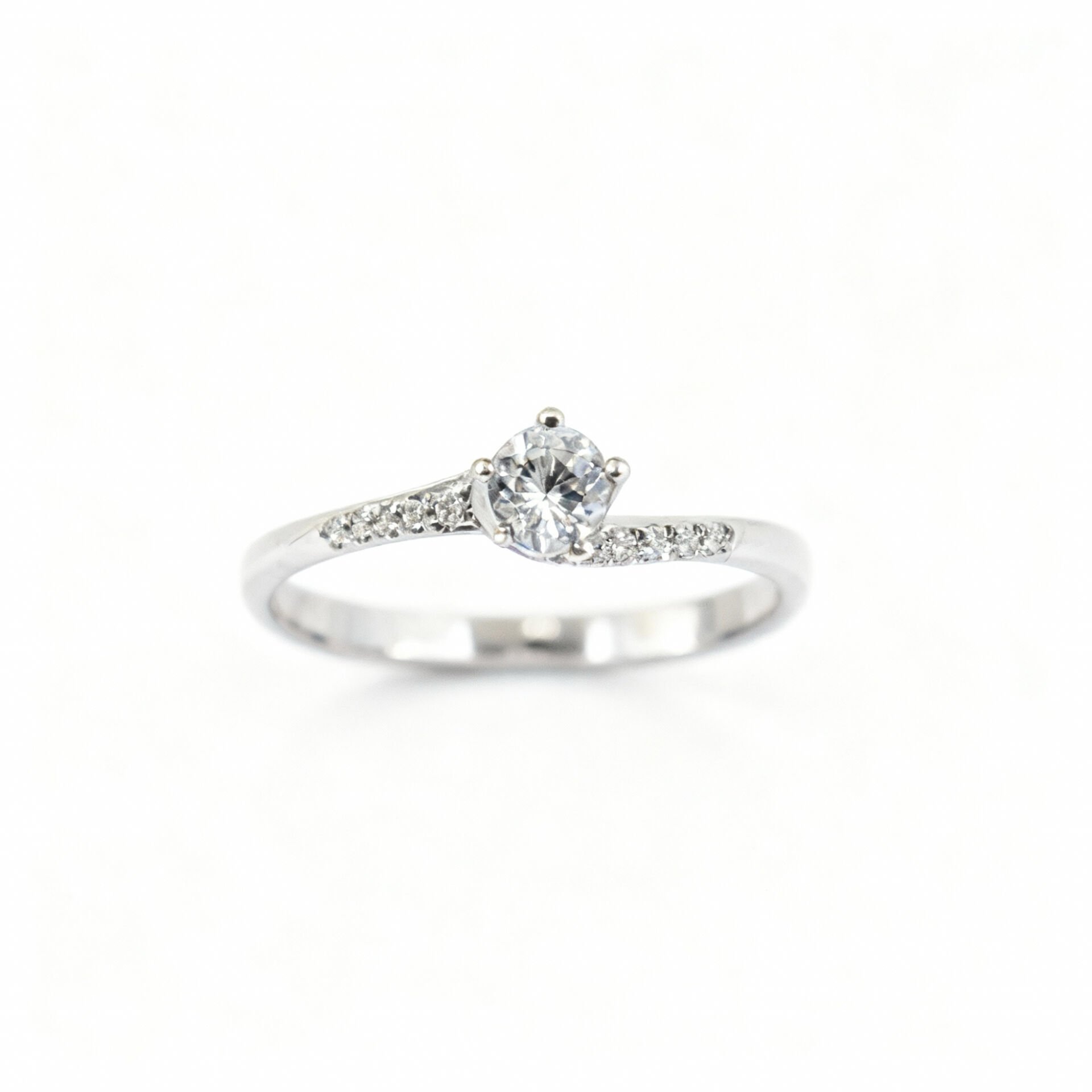 Tektaş pırlanta yüzük