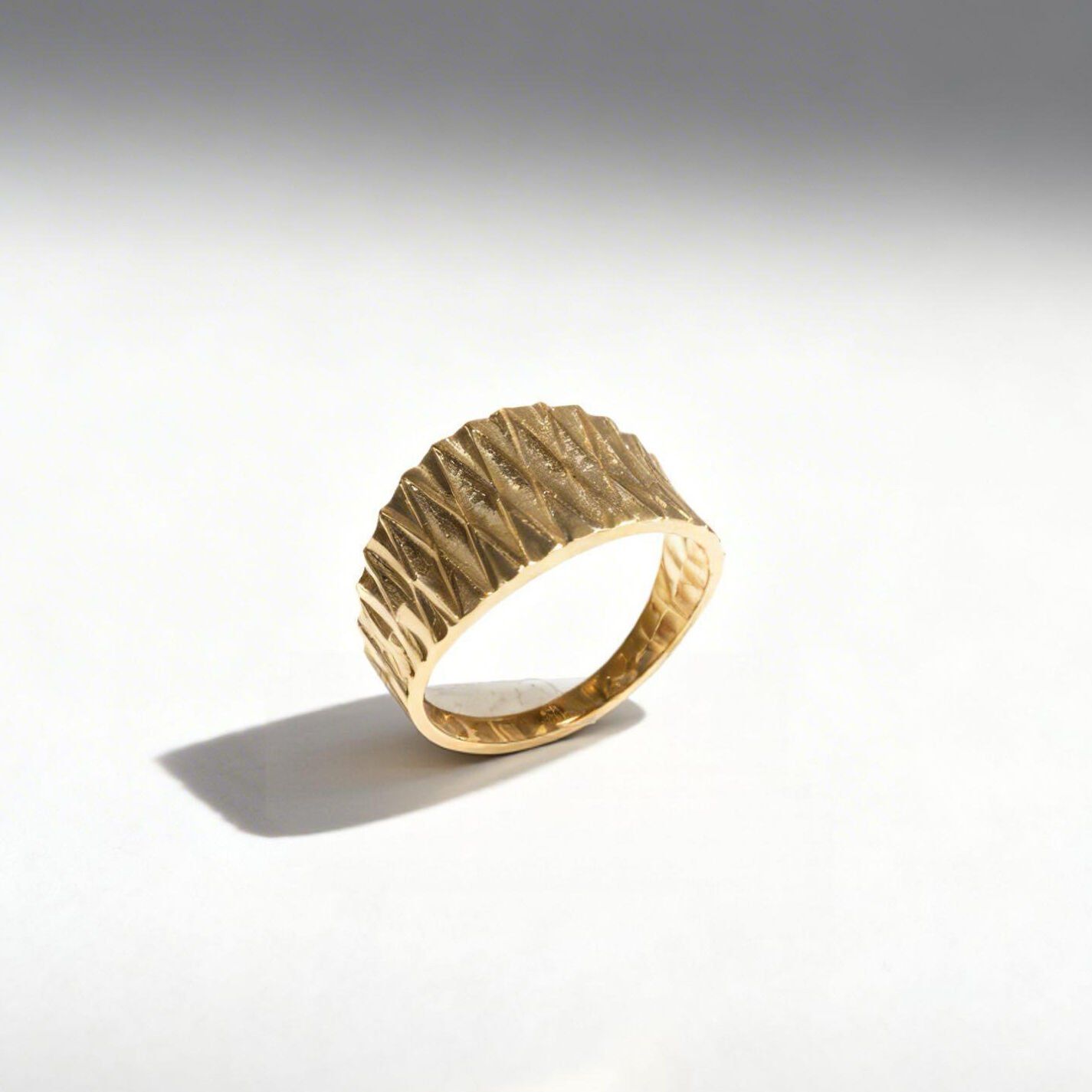 14 ayar italyan yüzük