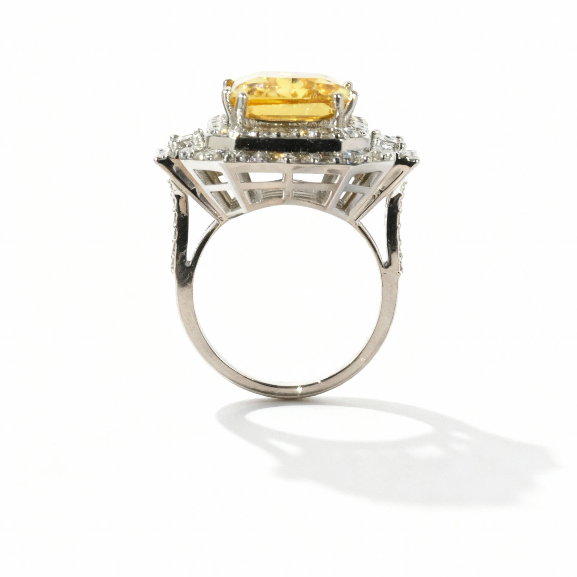 2.04 Karat özel tasarım pırlanta yüzük