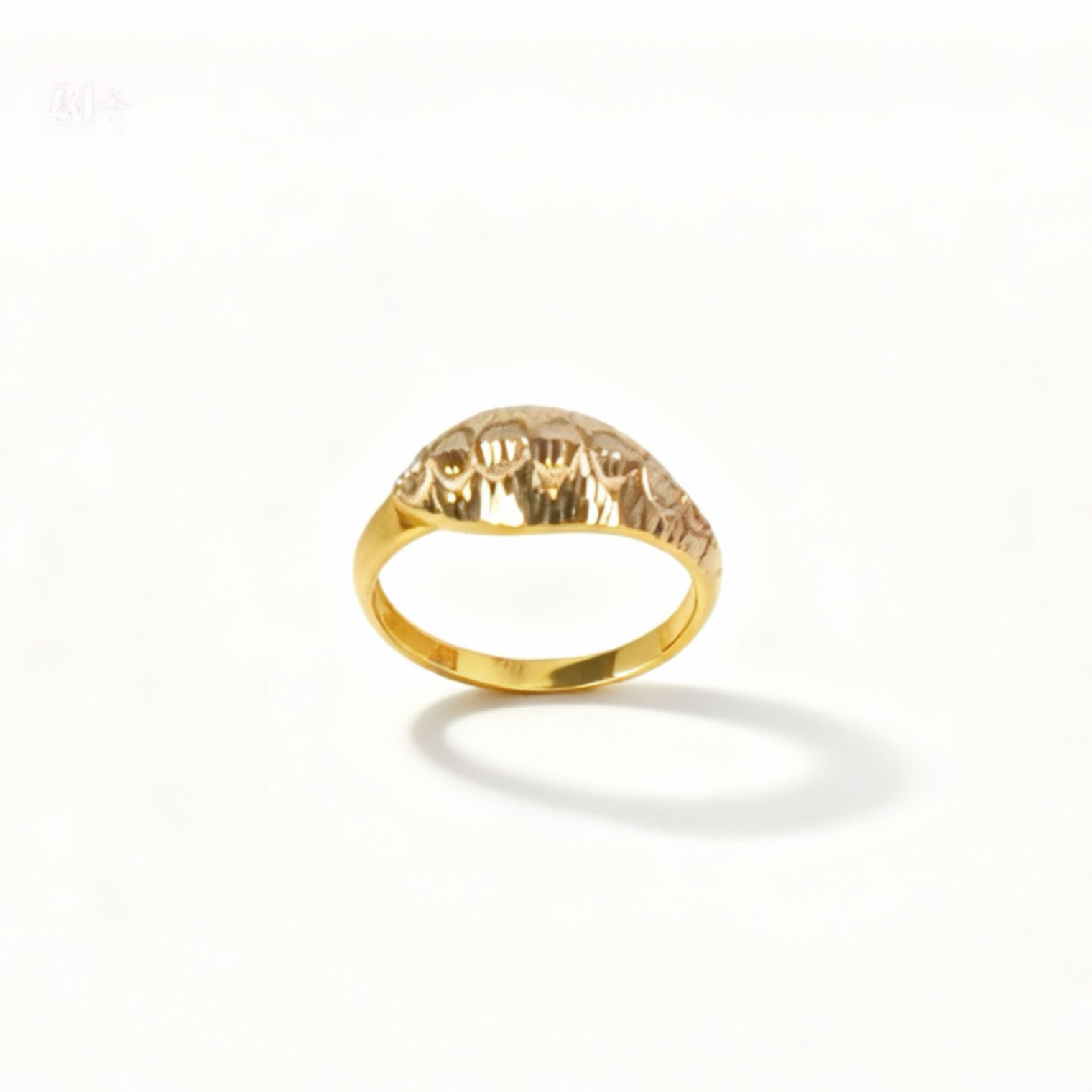 Taşsız altın yüzük