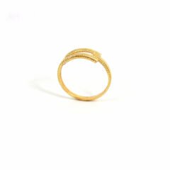 Altın kaburga yüzük