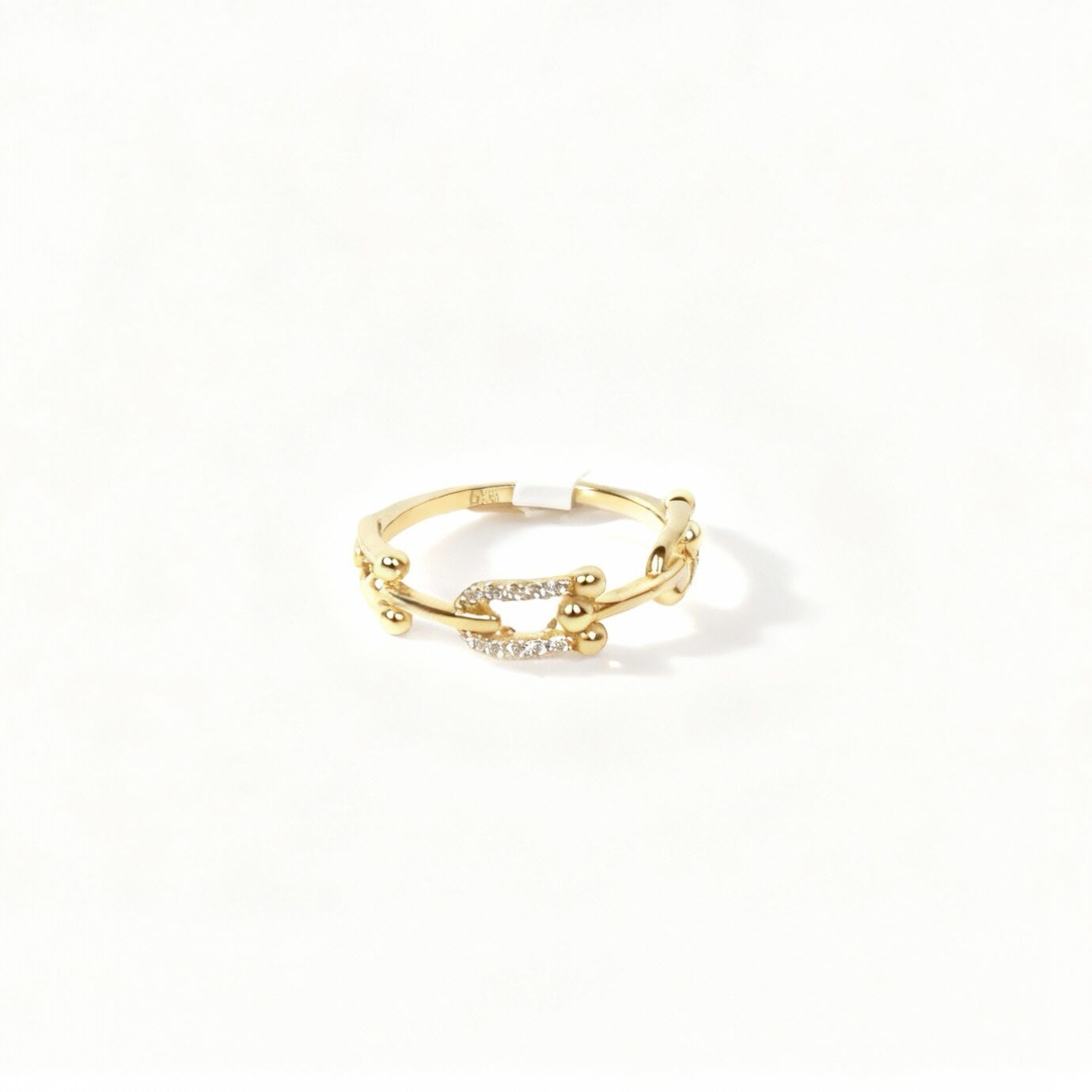 Altın iç içe kilit yüzük