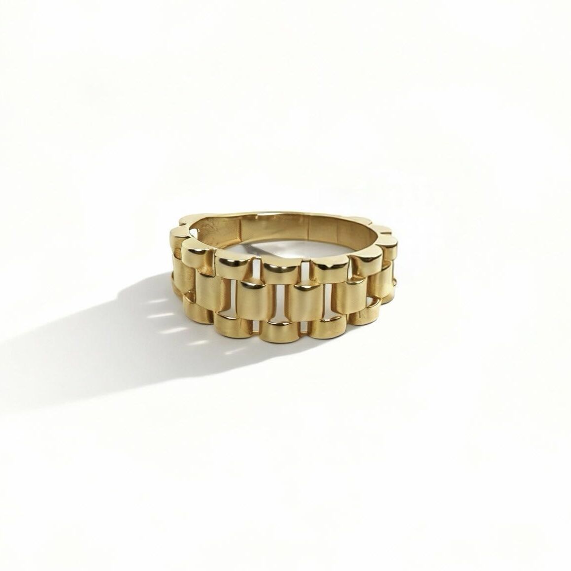 Kordon Altın Yüzük