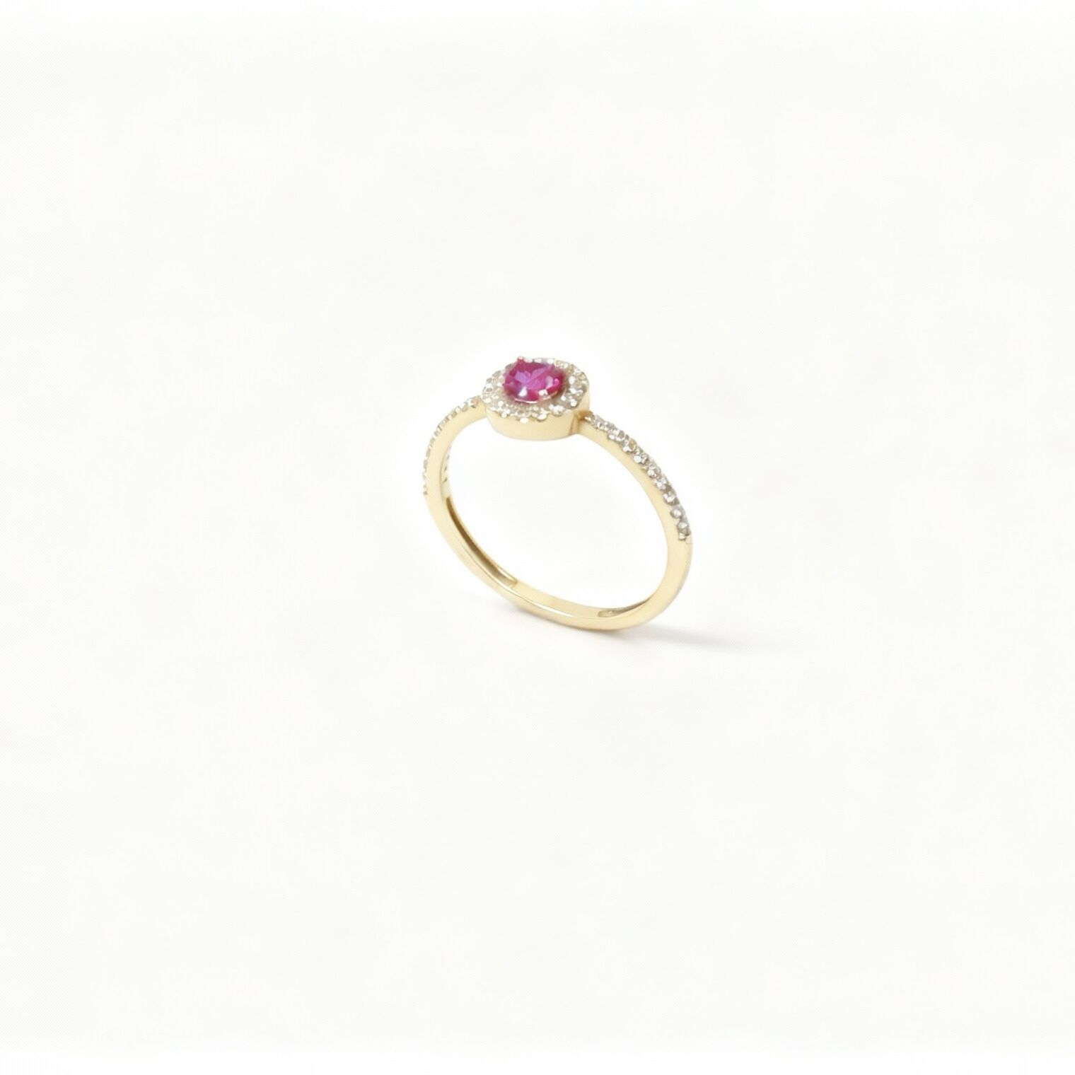 Pembe Safir Altın Yüzük