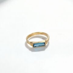 Aqua Taşlı Altın Yüzük