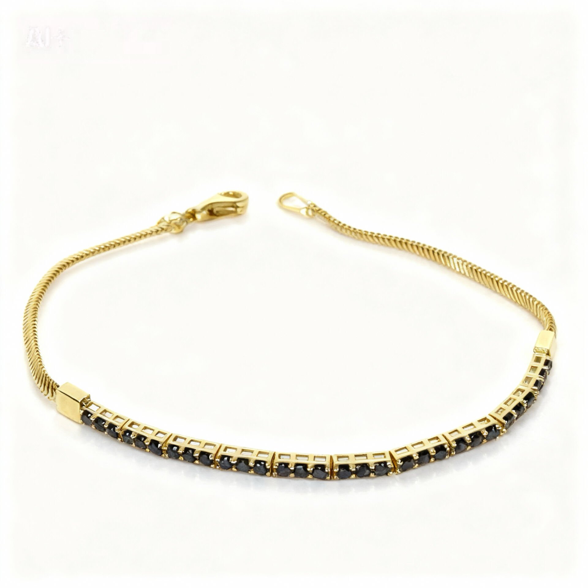 Siyah Taşlı Suyolu Bileklik