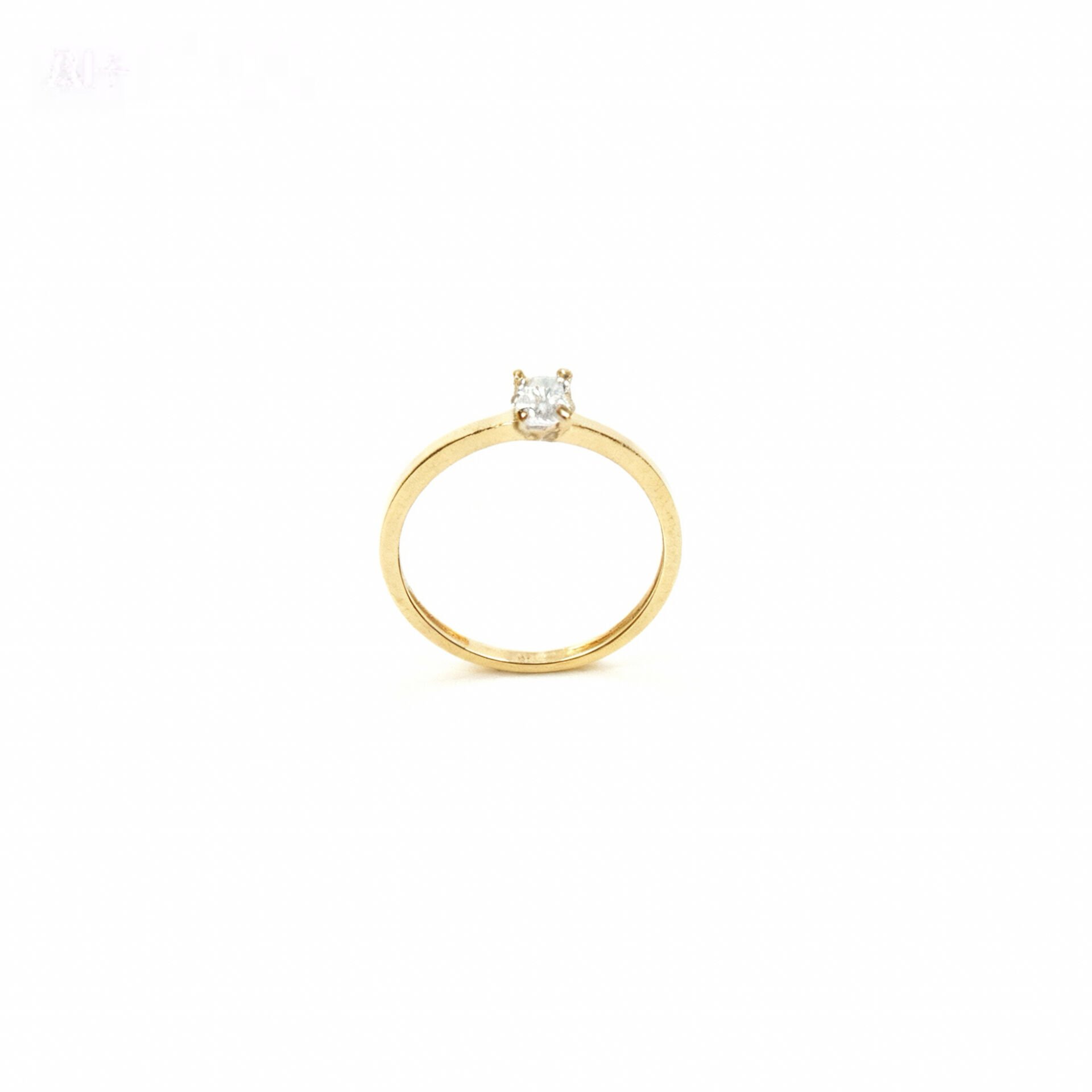 Altın Tektaş Yüzük