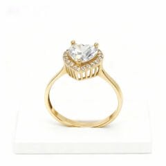 Altın Kalpli Tektaş Yüzük