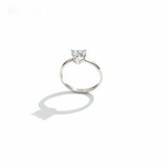 Altın Kalpli Tektaş Yüzük