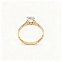 Altın Taşlı Tektaş Yüzük