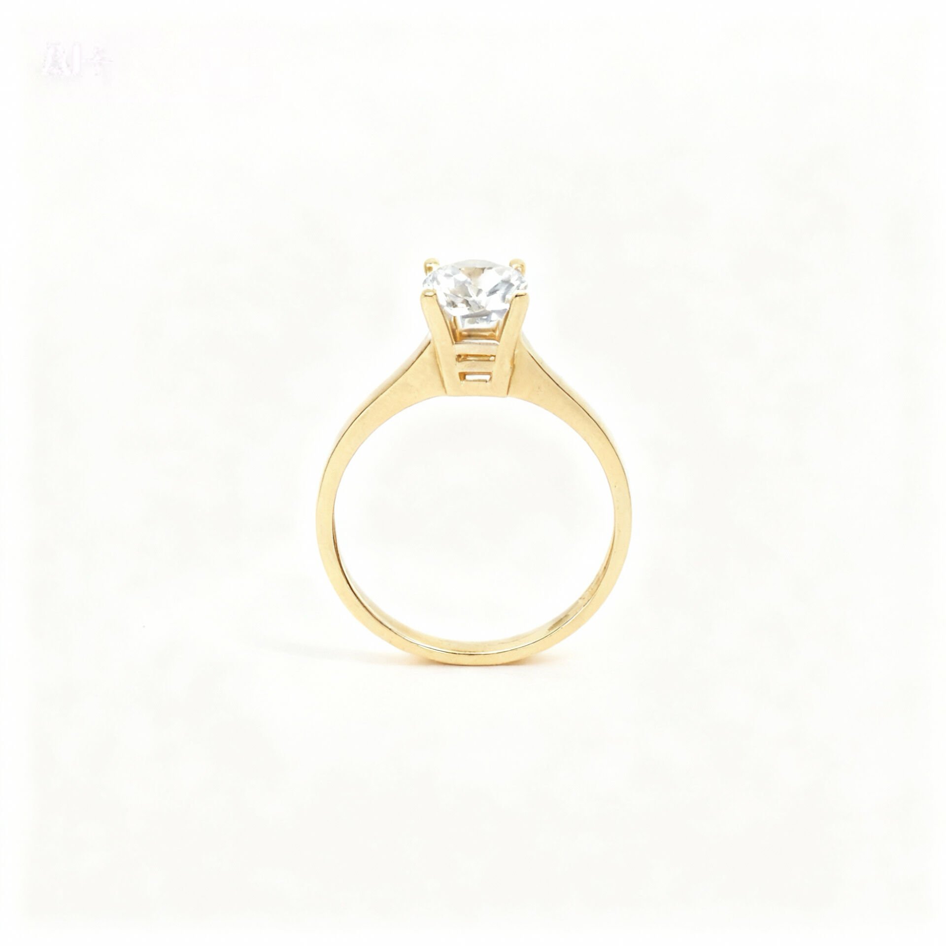 Altın Tektaş Yüzük