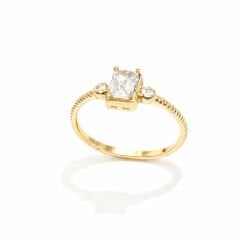 Altın Tektaş Yüzük