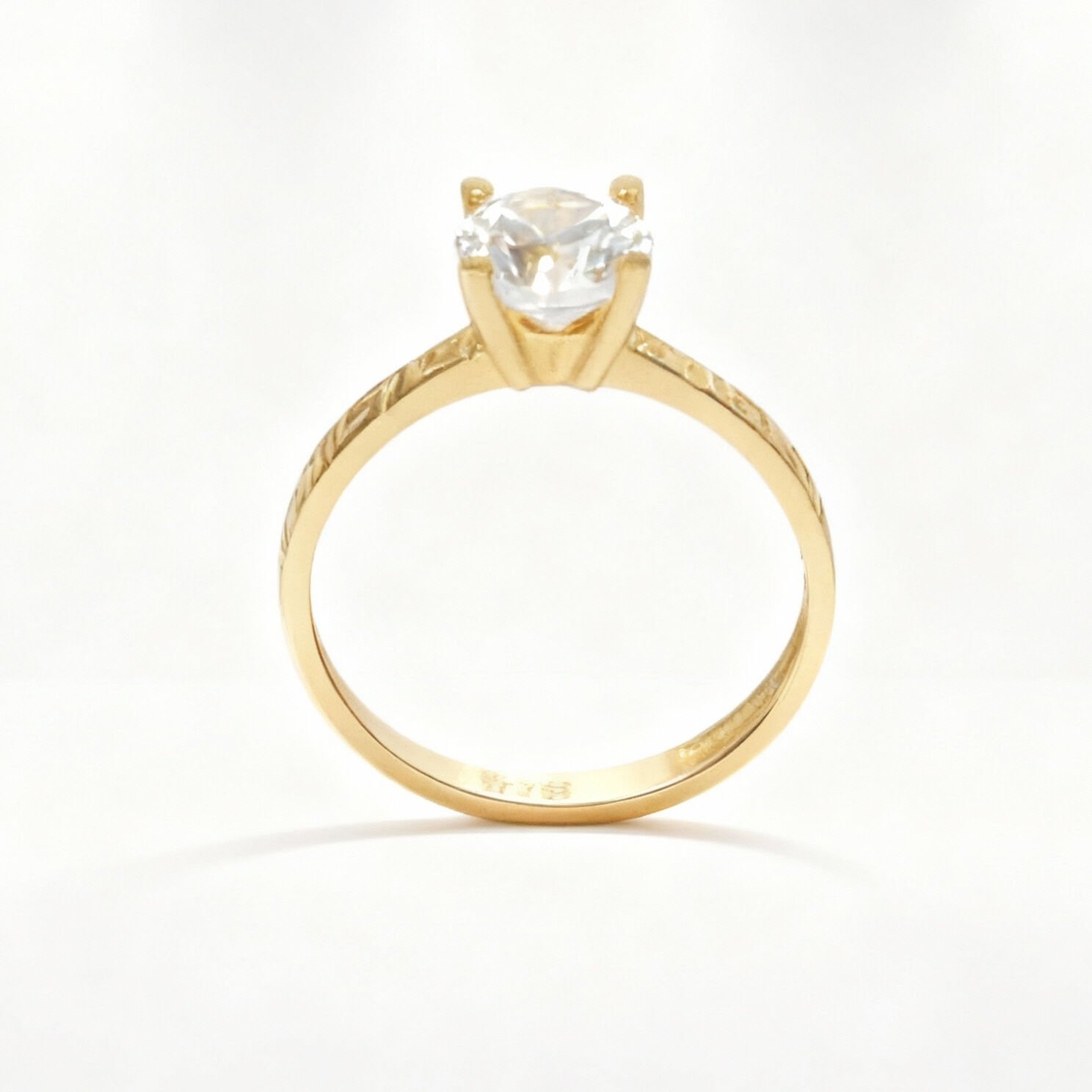 Altın Tektaş Yüzük