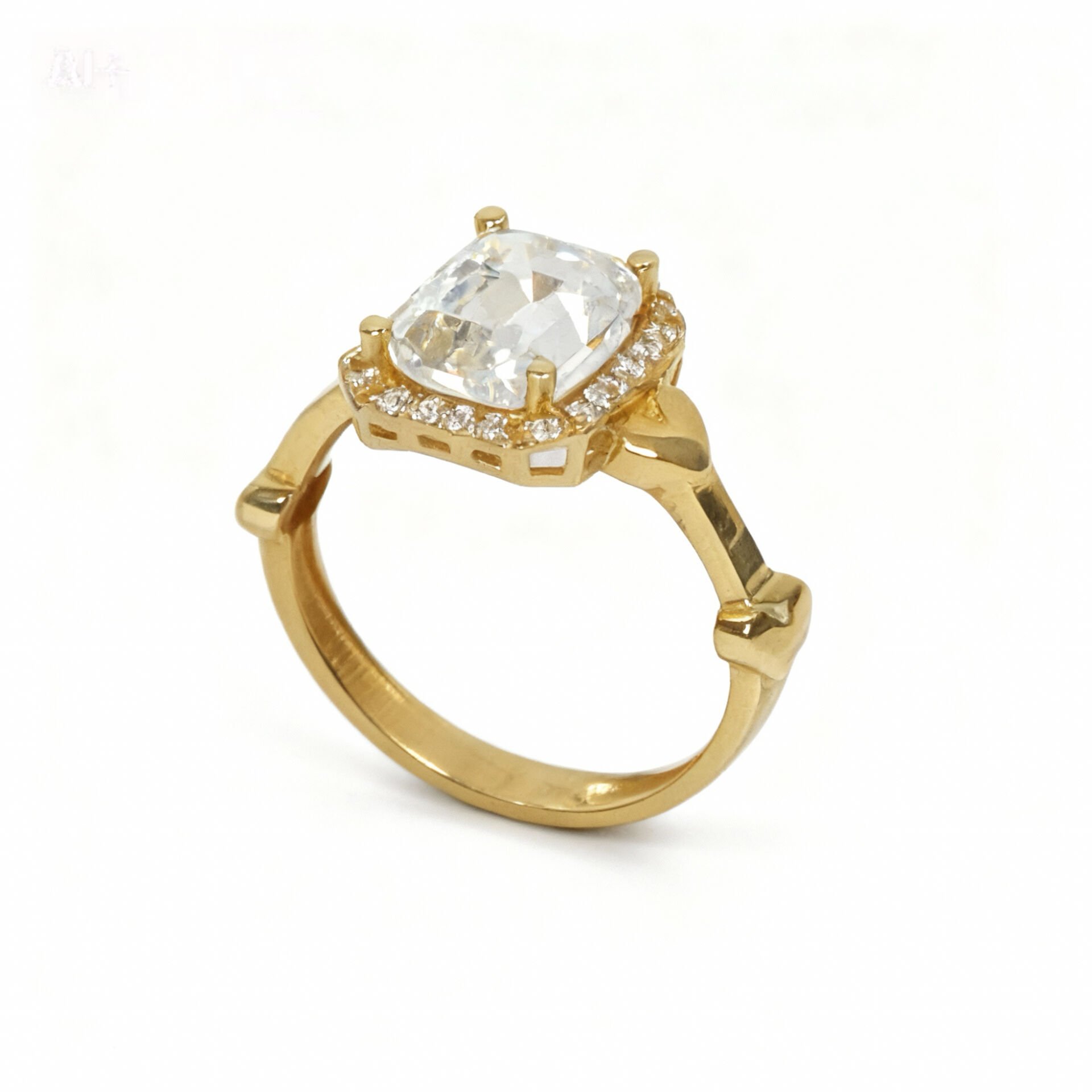 Altın Tasarım Tektaş Yüzük