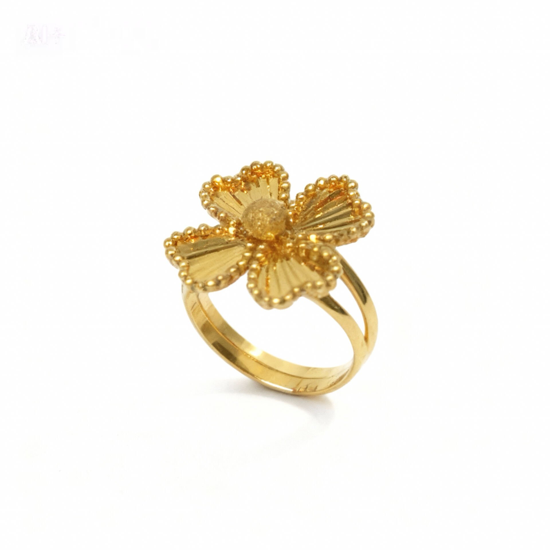 Altın Yonca Yüzük