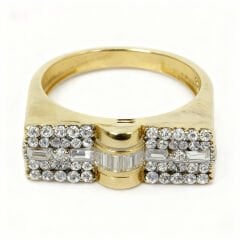 Zirkon Taşlı altın yüzük