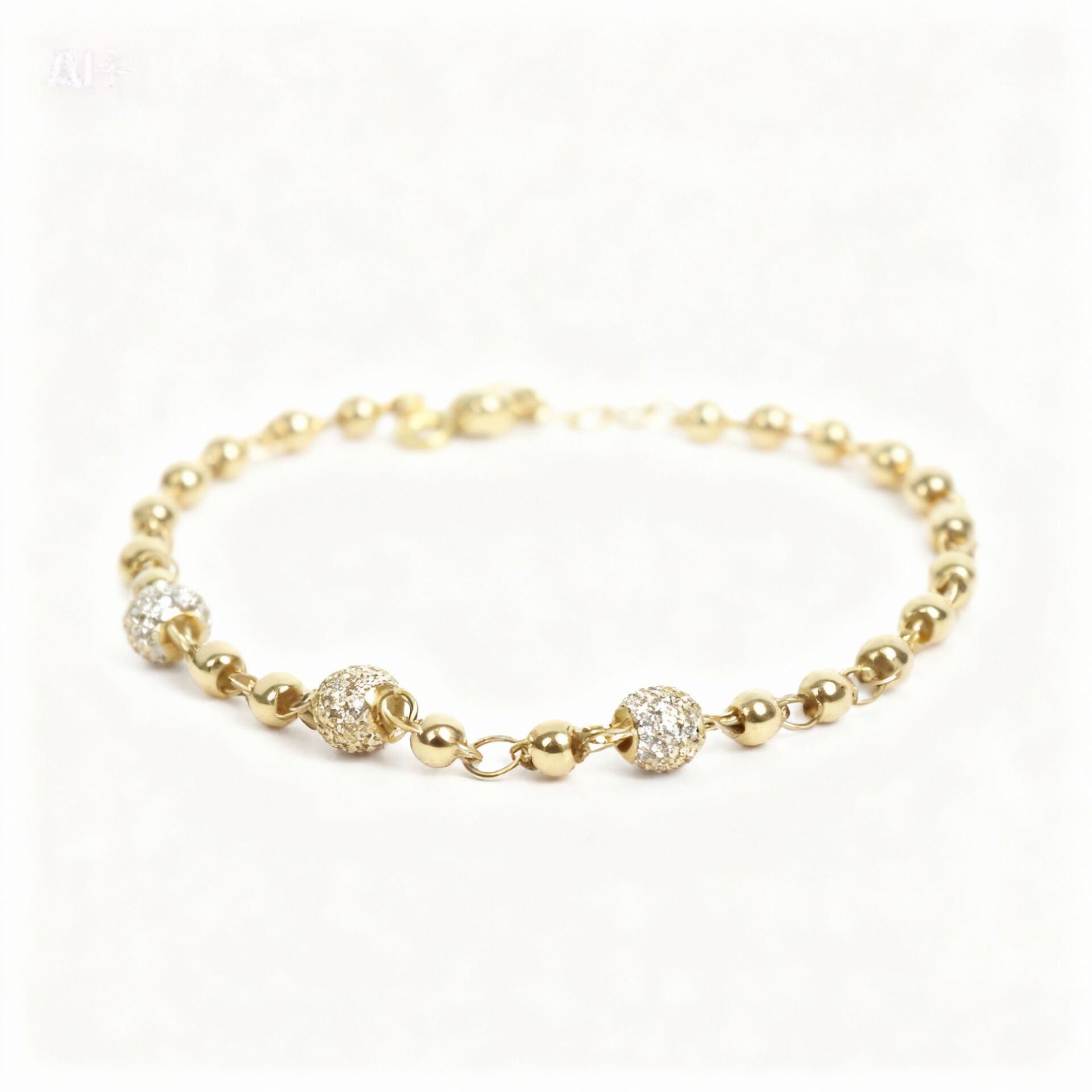 Kar topu altın bileklik