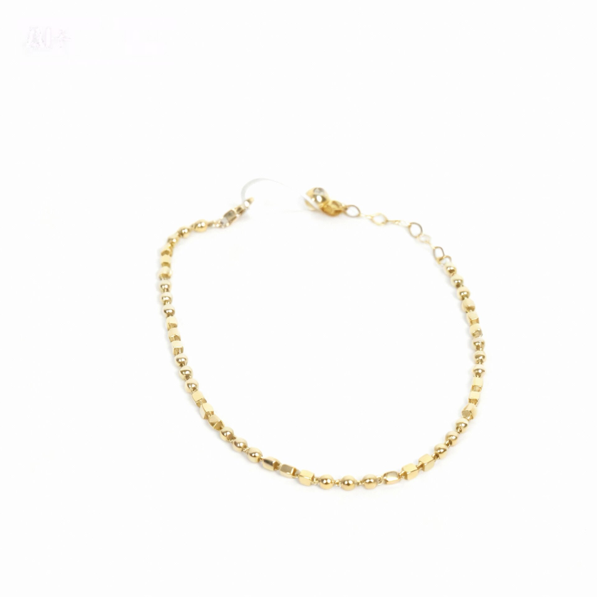 Altın Trend Küp Bileklik