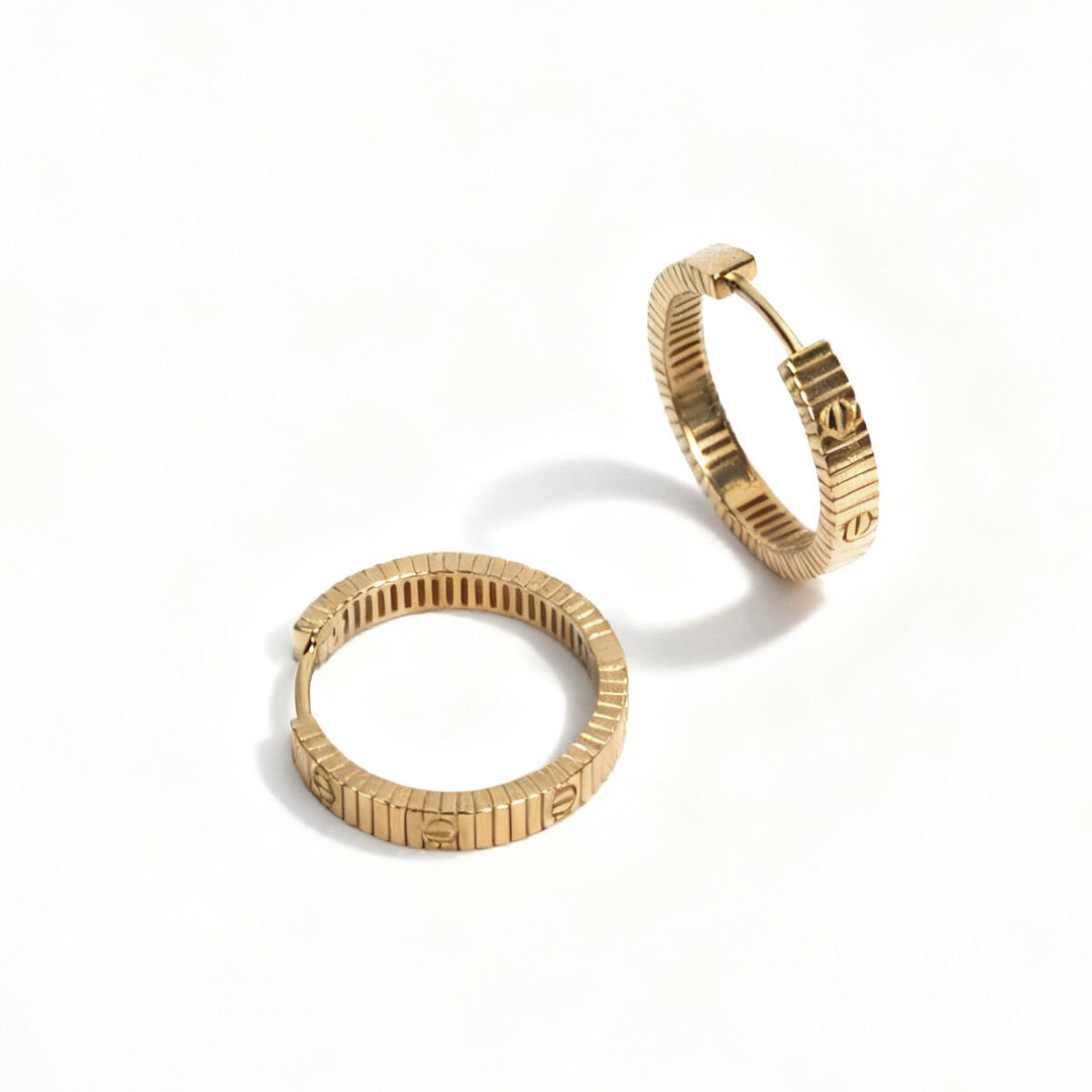 Cartier Model Altın Küpe